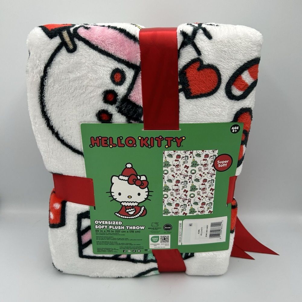 Hello Kitty Holiday Silky Soft Plush Throw, 50 x 70‎